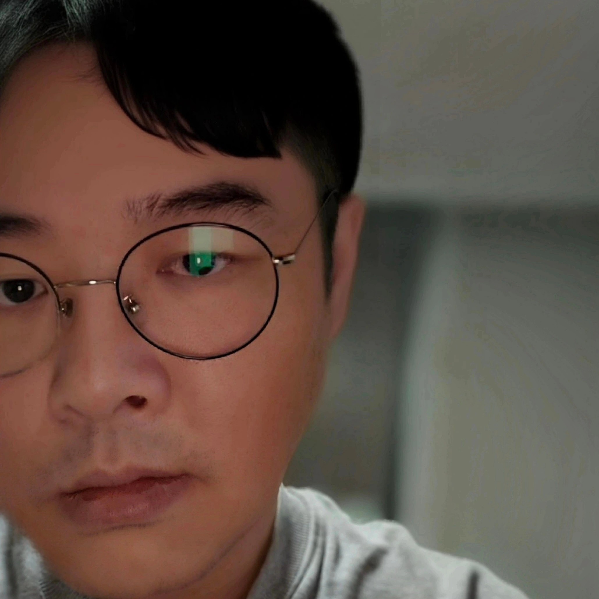 김철홍 작가님 사진