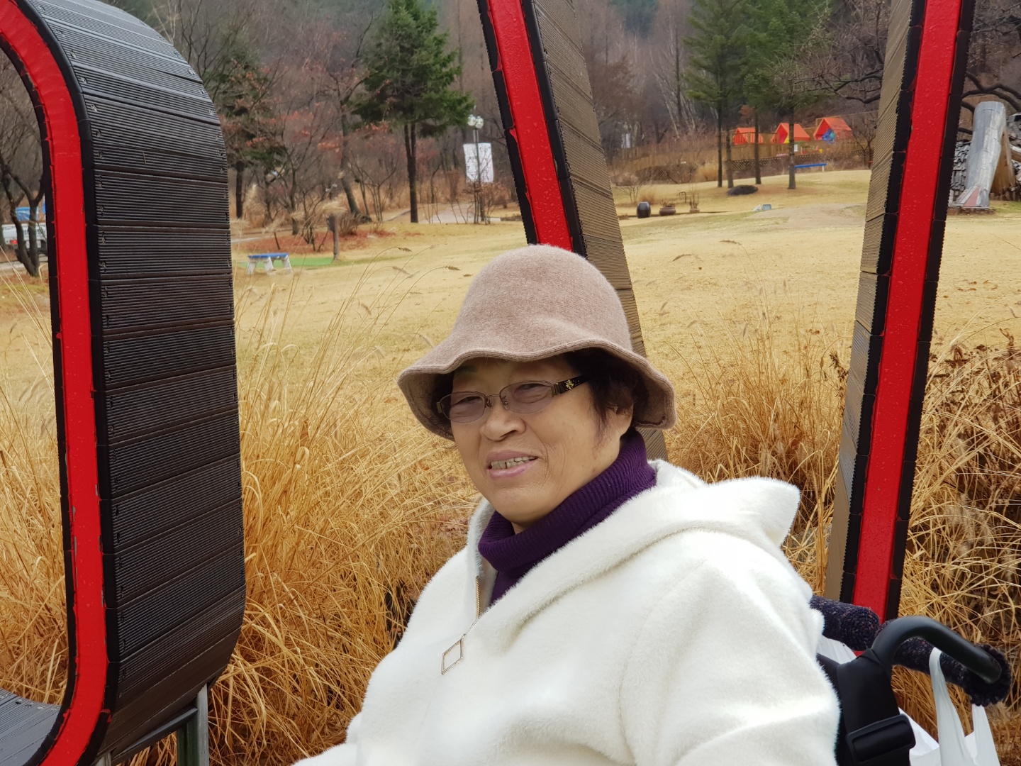 우민 작가님 사진